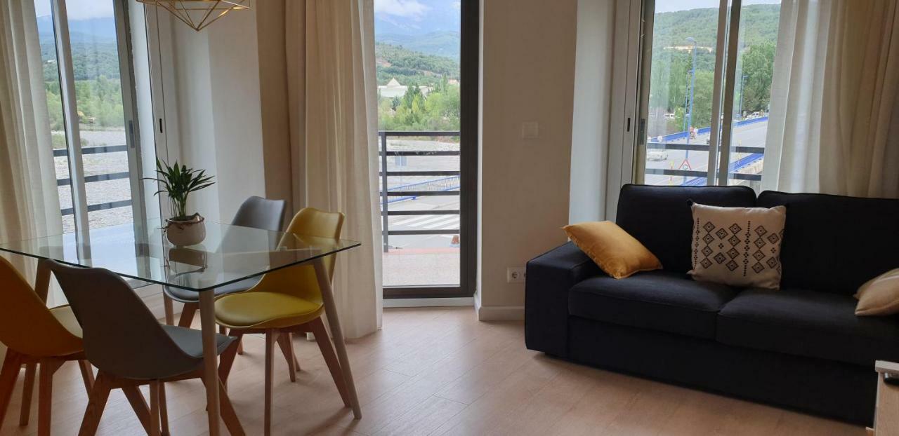 Apartamento Vive Aínsa-Sobrarbe Extérieur photo